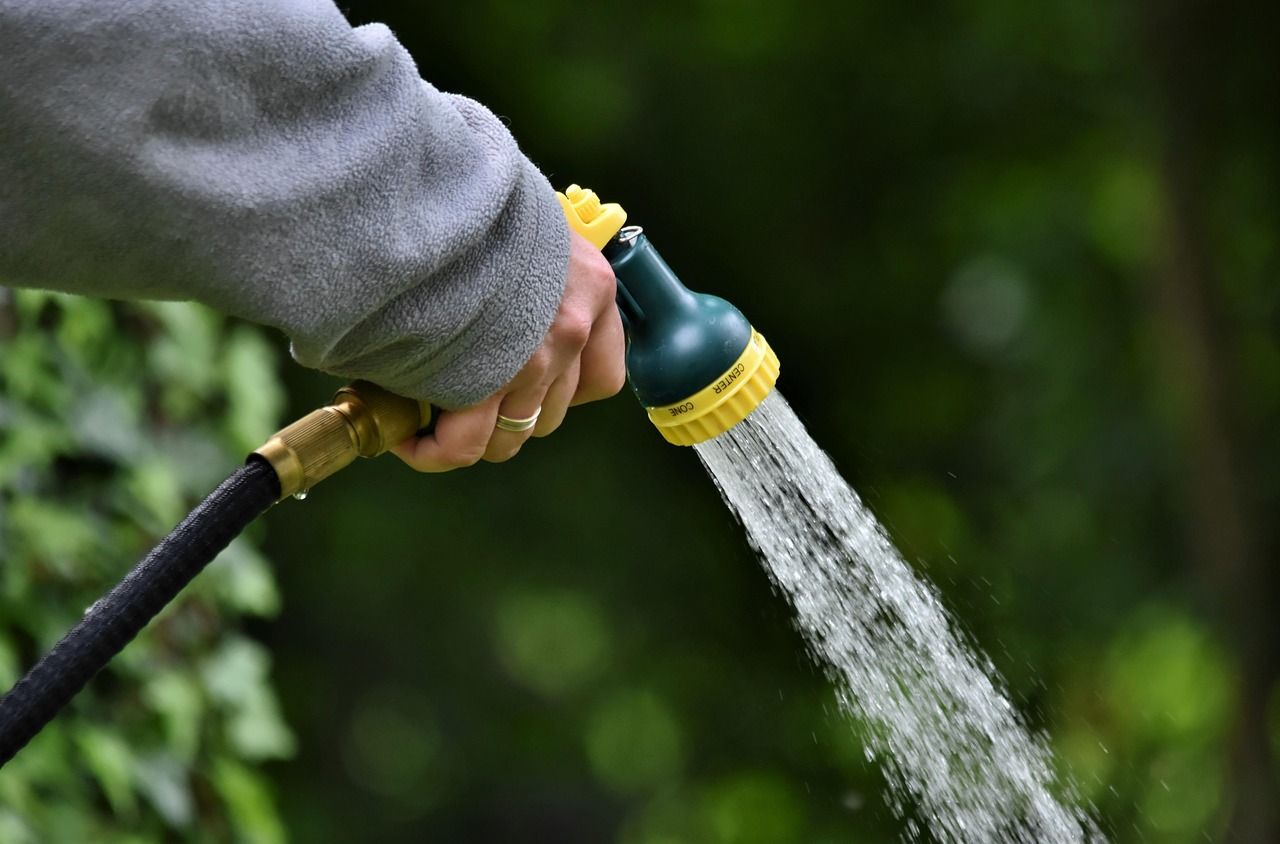 découvrez notre système d'irrigation automatique efficace, conçu pour optimiser l'arrosage de vos cultures tout en économisant l'eau et le temps.