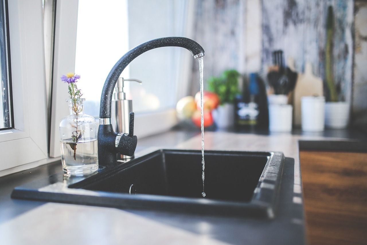 découvrez comment réparer un robinet qui fuit efficacement et éviter le gaspillage d'eau grâce à nos conseils pratiques.