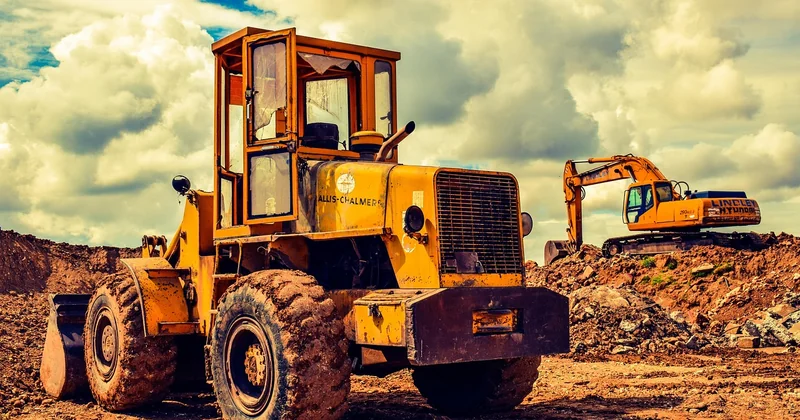 Excavateur, excavatrice : les critères de choix qui comptent vraiment